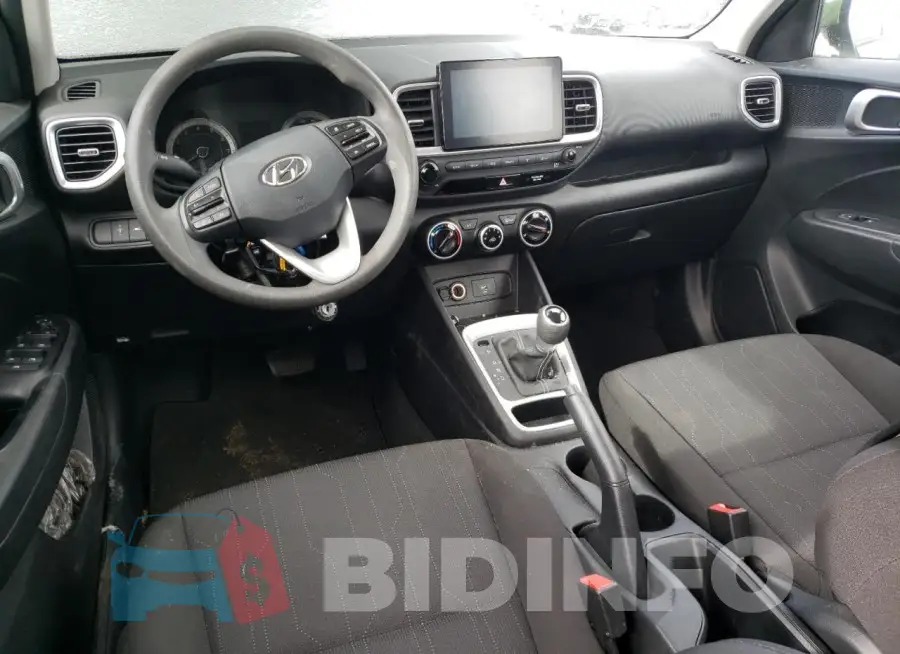 KMHRB8A32LU033860 Photo# 8