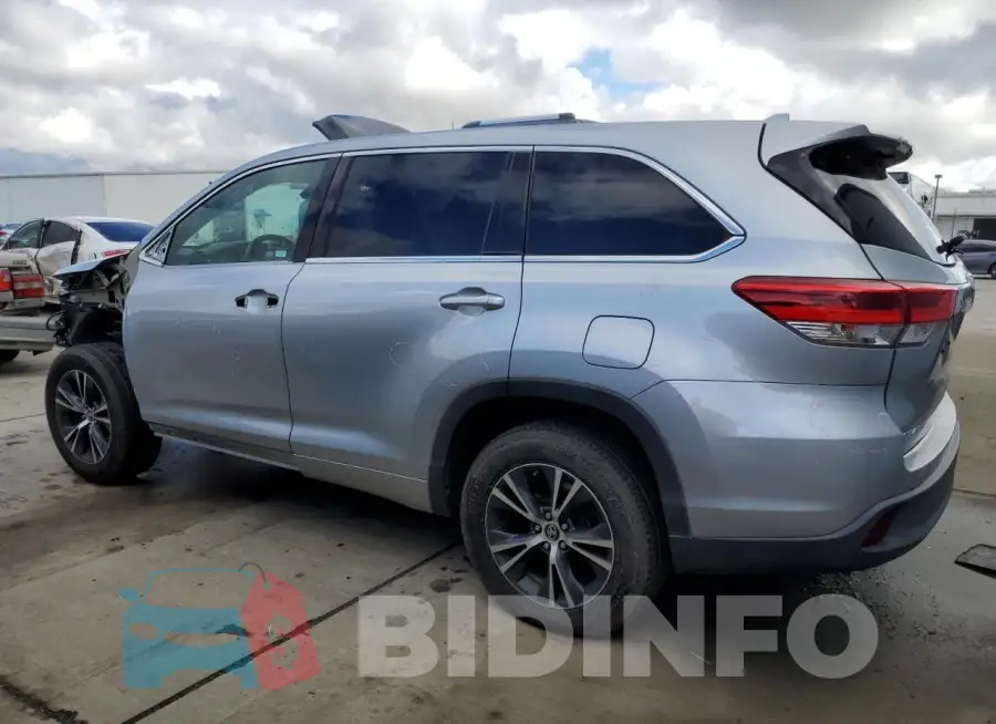 5TDZZRFH2JS284017 Photo# 2