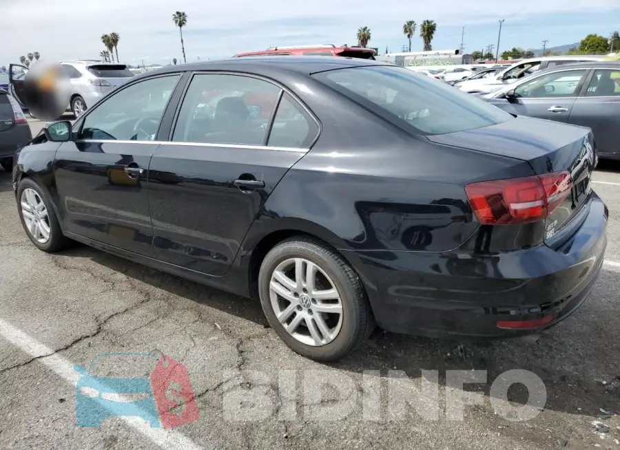 3VW167AJ9HM209391 Photo# 2