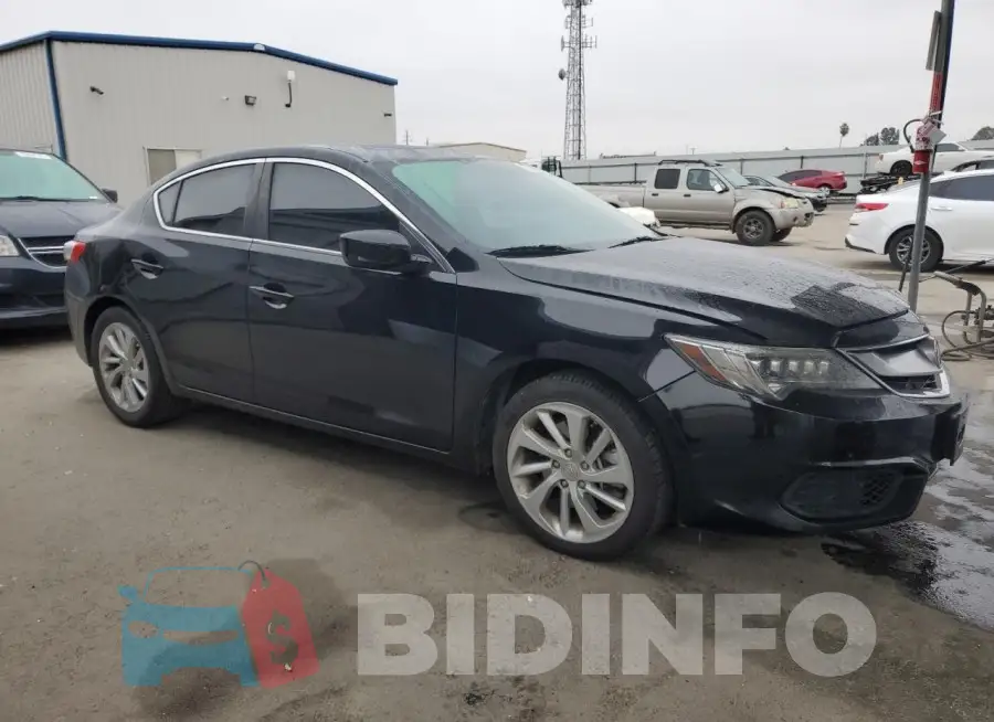 19UDE2F35JA005403 Photo# 4