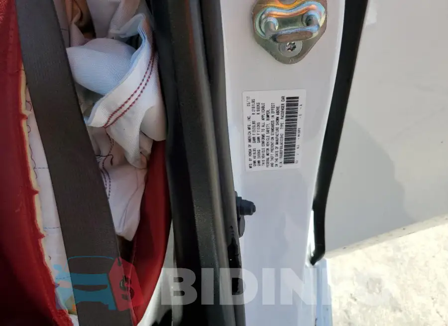 19UUB2F66JA000942 Photo# 12
