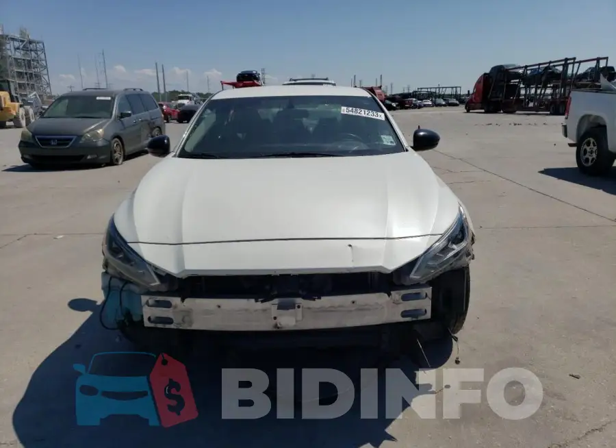 1N4BL4CV5KC175379 Photo# 5