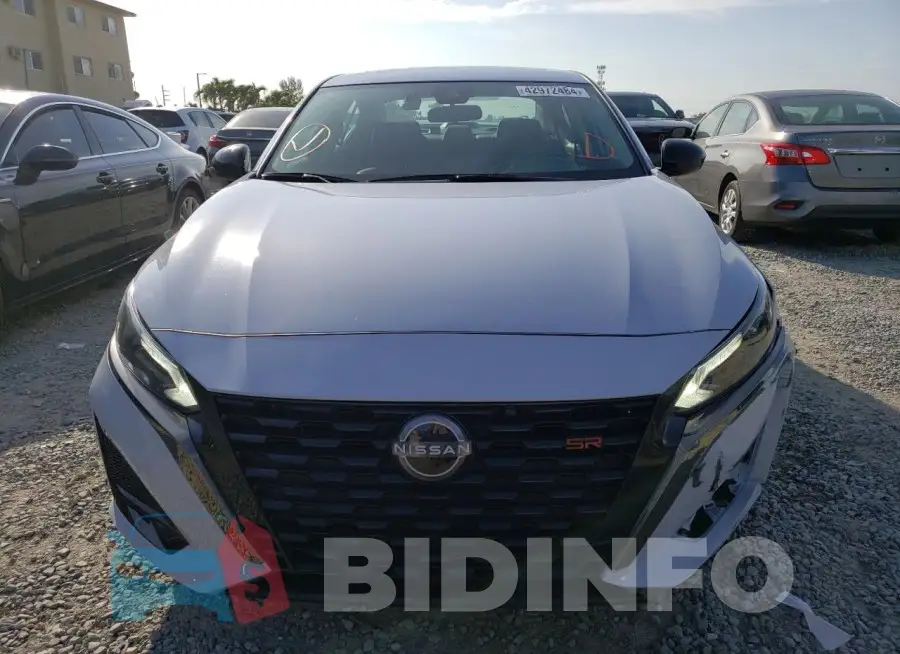 1N4BL4CV6PN402428 Photo# 5