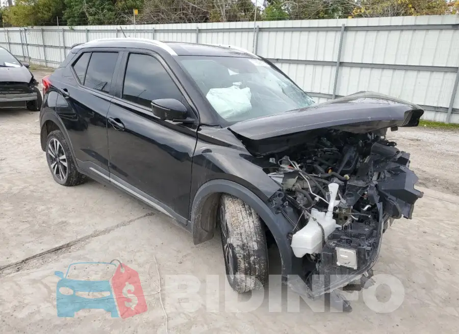 3N1CP5CU8JL538148 Photo# 4