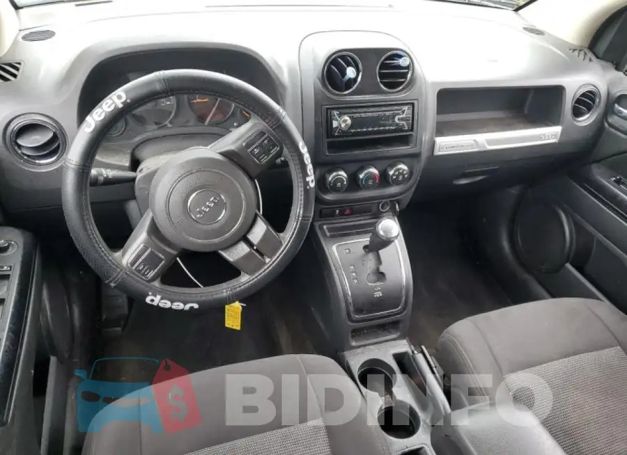 1C4NJCBA5FD334116 Photo# 8