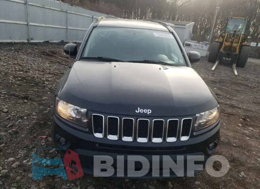 1C4NJCBB8GD615935 Photo# 5