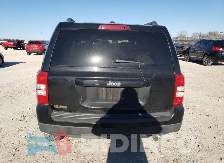 1C4NJPBA3GD810744 Photo# 6