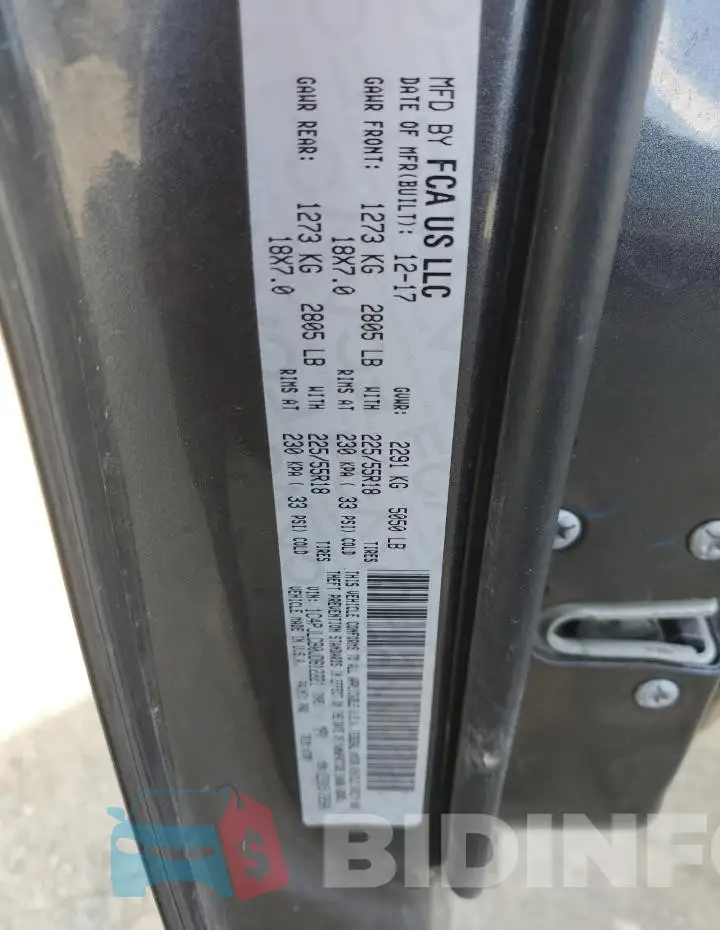 1C4PJLCB0JD612221 Photo# 14