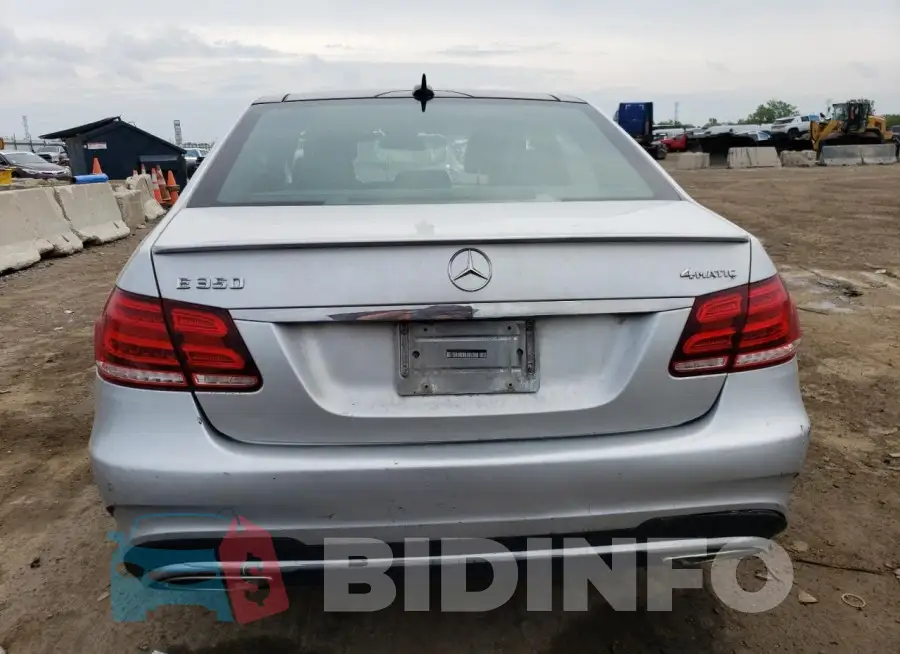 WDDHF8JB8FB109762 Photo# 6
