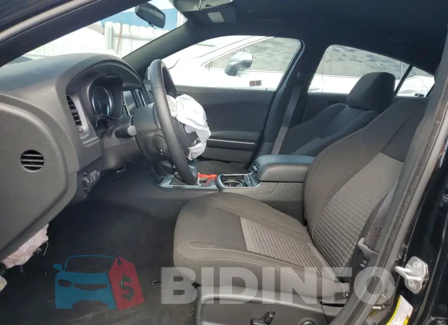 2C3CDXBG3PH690812 Photo# 7