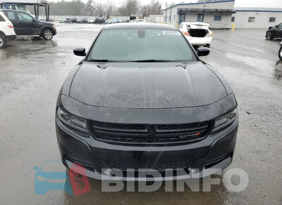 2C3CDXBG6KH753023 Photo# 5