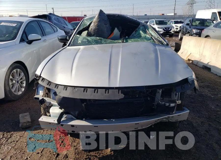 2C3CDXBG9PH559674 Photo# 5