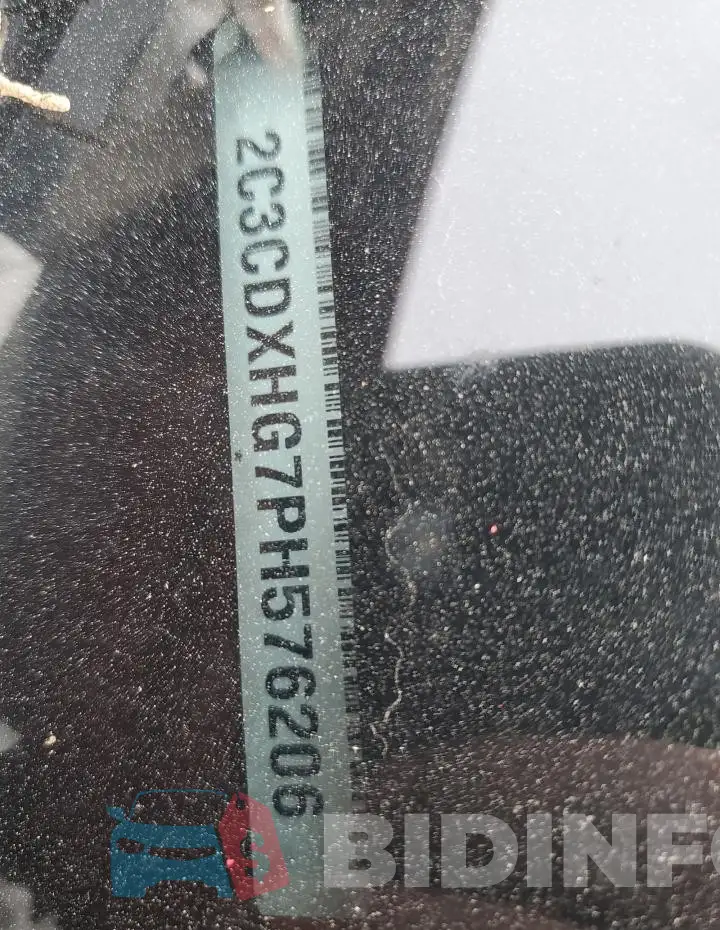 2C3CDXHG7PH576206 Photo# 13