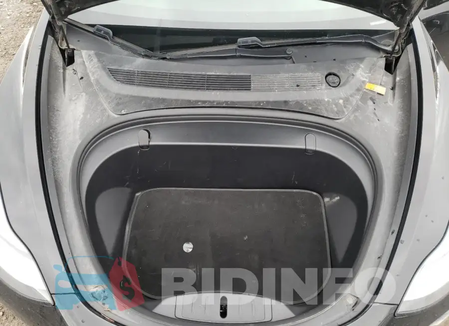5YJ3E1EB8JF148639 Photo# 11