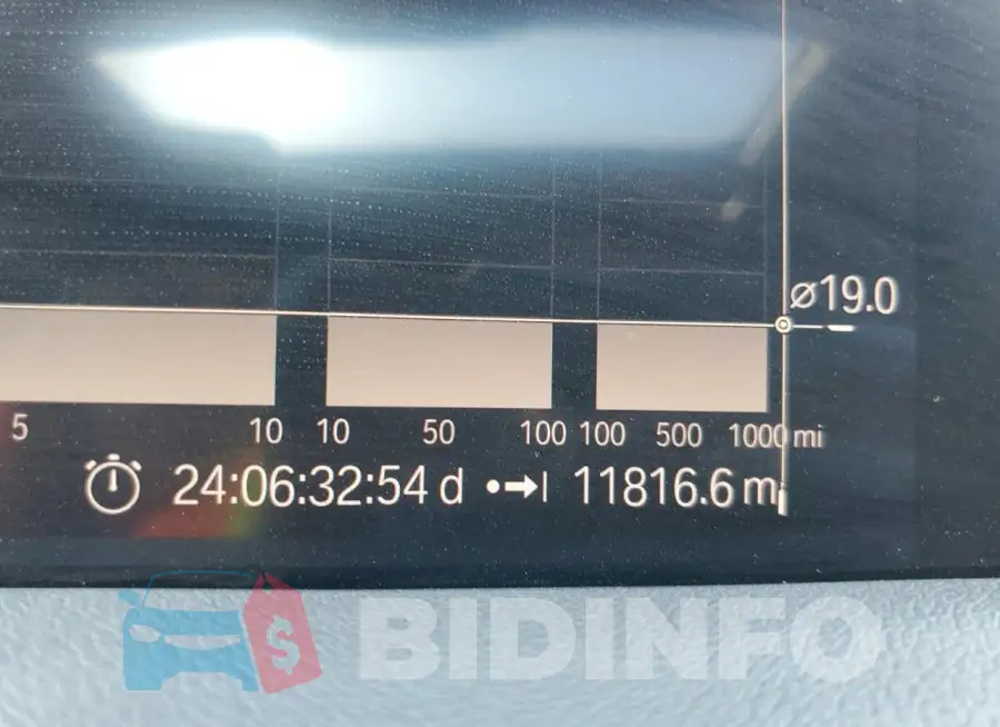 WBA7T2C01MCF53239 Photo# 9