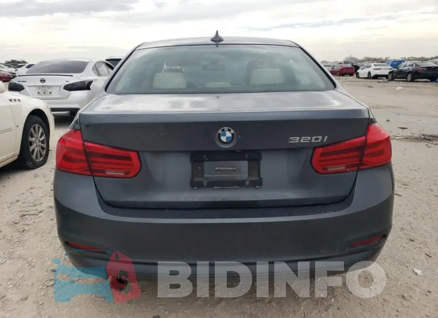 WBA8E1G52JNU91409 Photo# 6