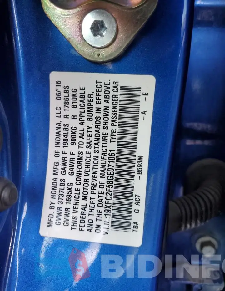 19XFC2F58GE071061 Photo# 12