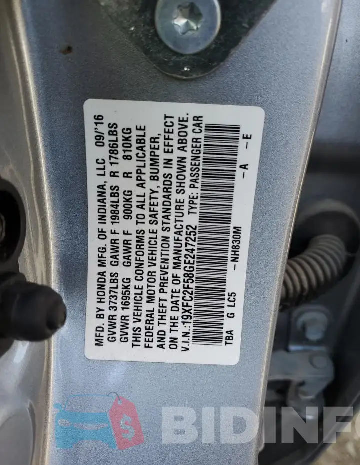 19XFC2F58GE247252 Photo# 12