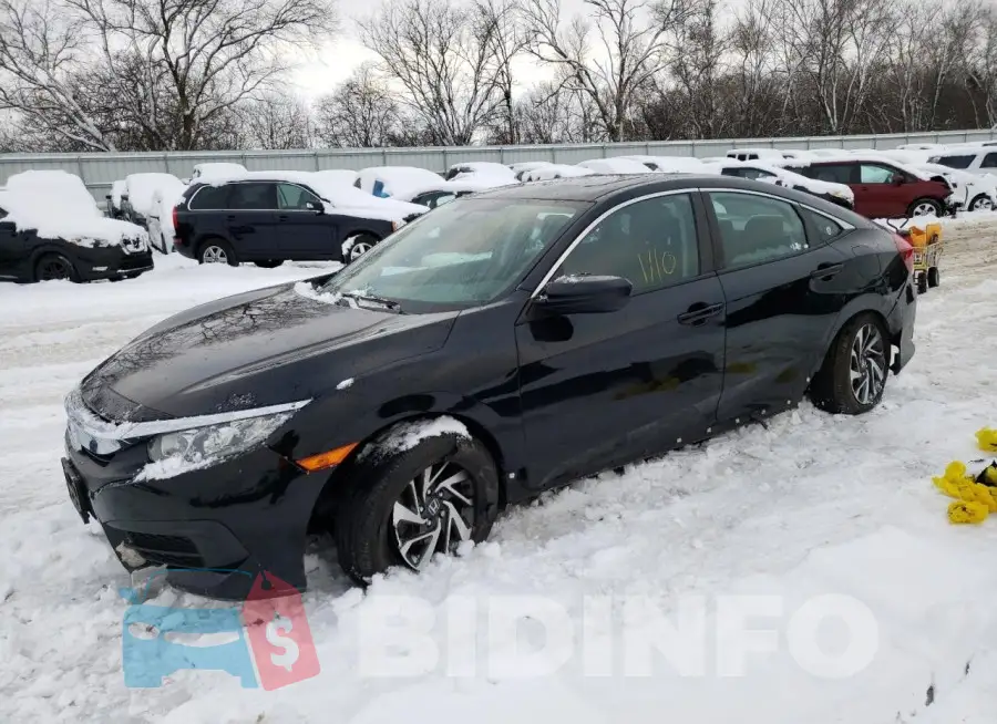 19XFC2F72GE068514 Photo# 1