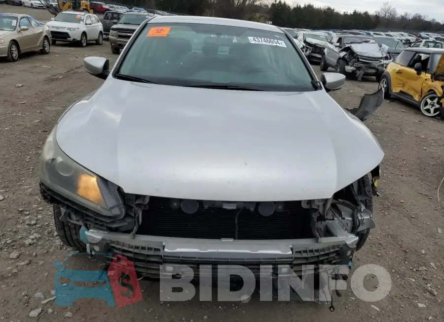 1HGCR2F36FA175129 Photo# 5