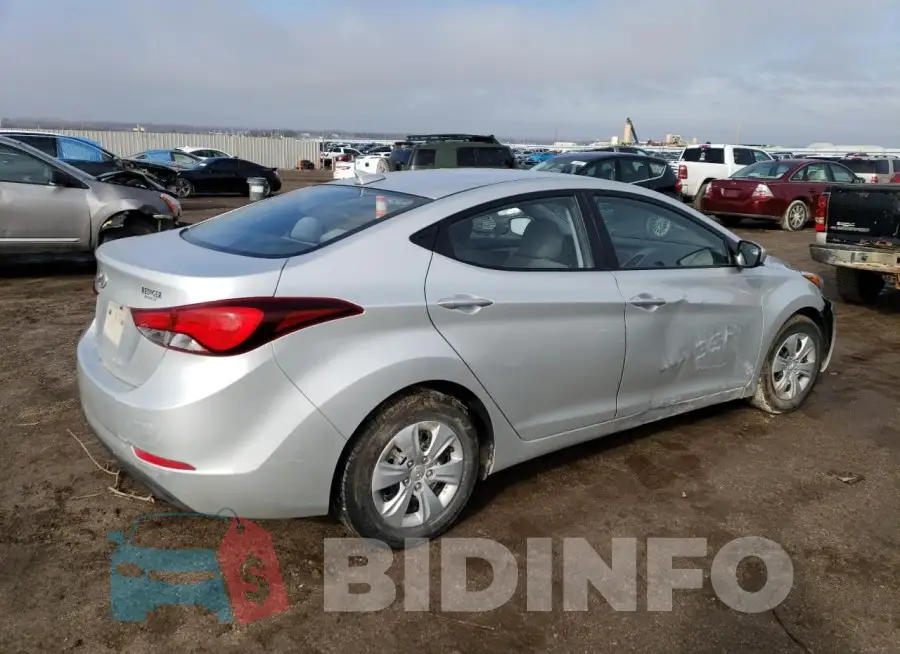5NPDH4AE8GH686233 Photo# 3
