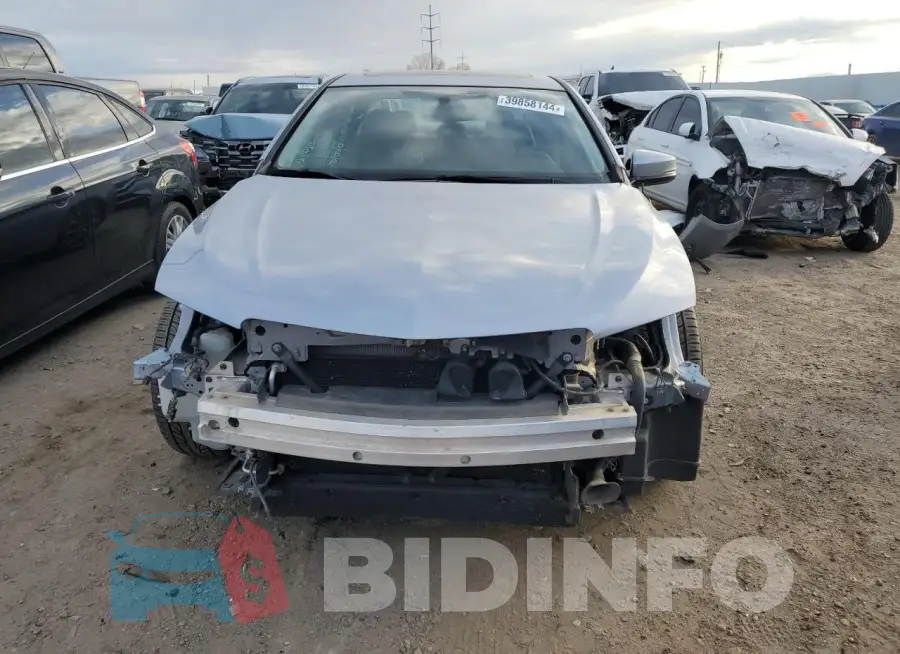 19UUB2F30FA010105 Photo# 5
