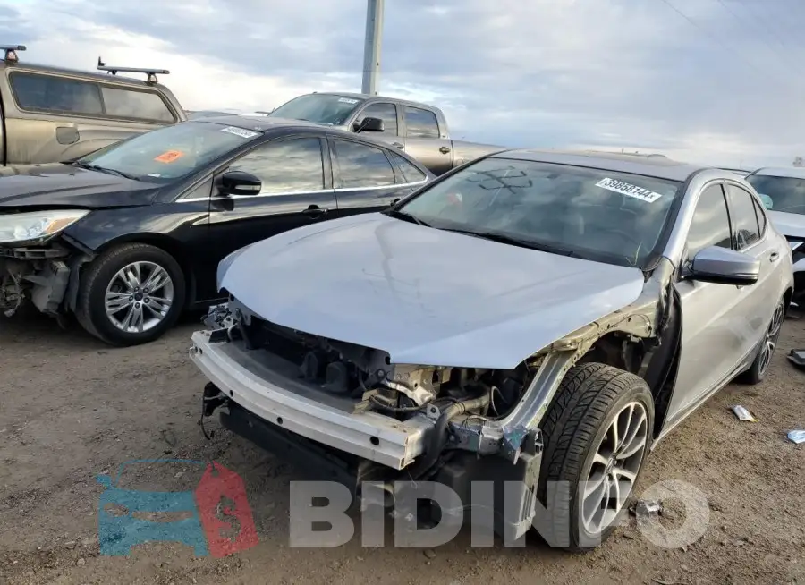 19UUB2F30FA010105 Photo# 1