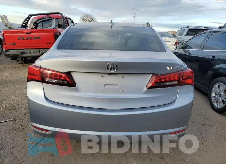 19UUB2F30FA010105 Photo# 6