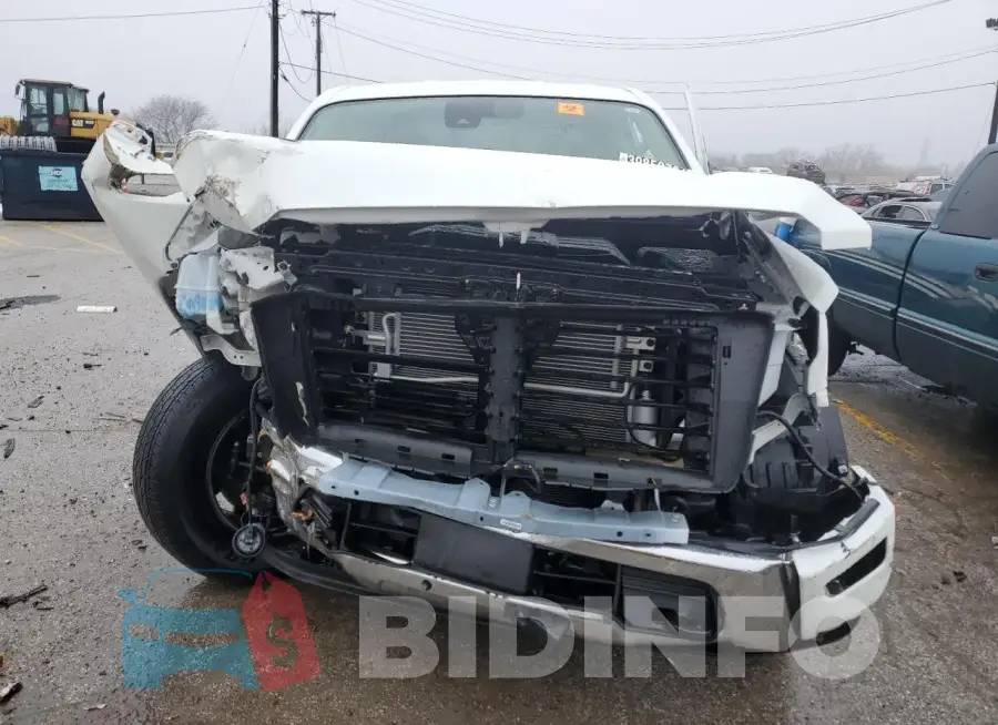 1N6AA1EC5PN111891 Photo# 5