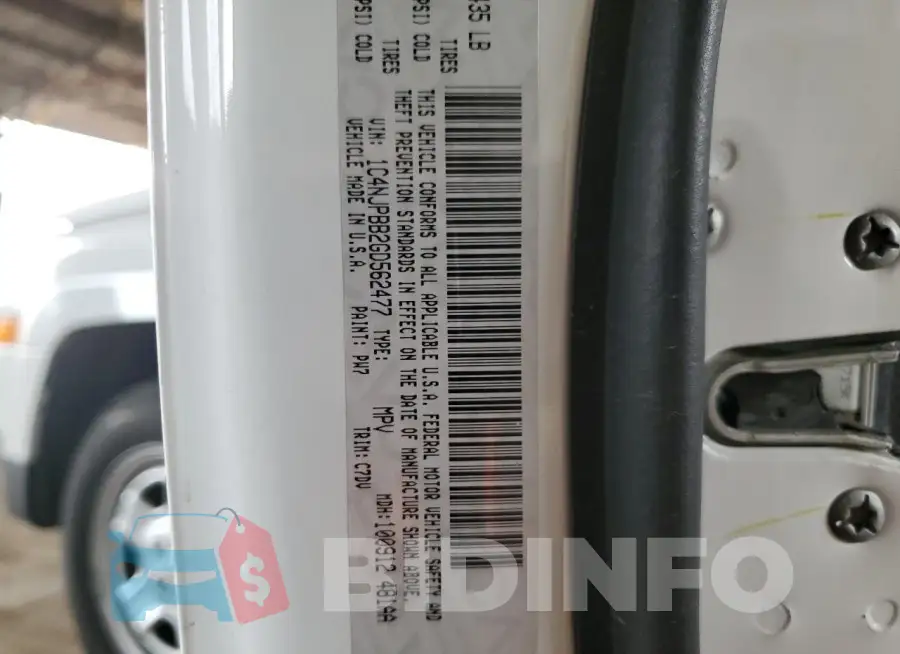 1C4NJPBB2GD562477 Photo# 12