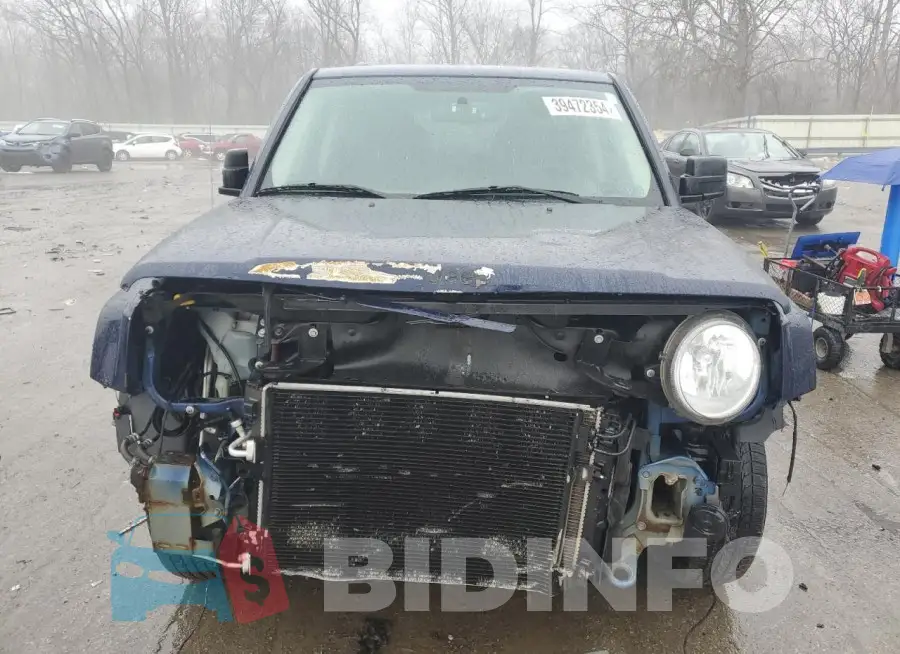 1C4NJRBB4HD104758 Photo# 5