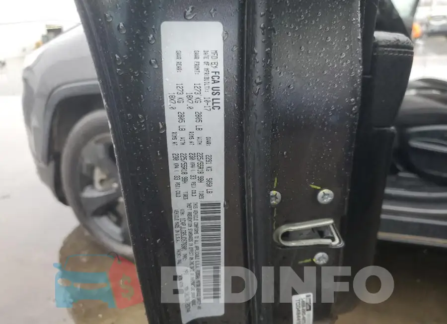 1C4PJLCB5JD576901 Photo# 13