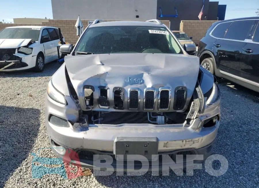 1C4PJLLB8JD574303 Photo# 5