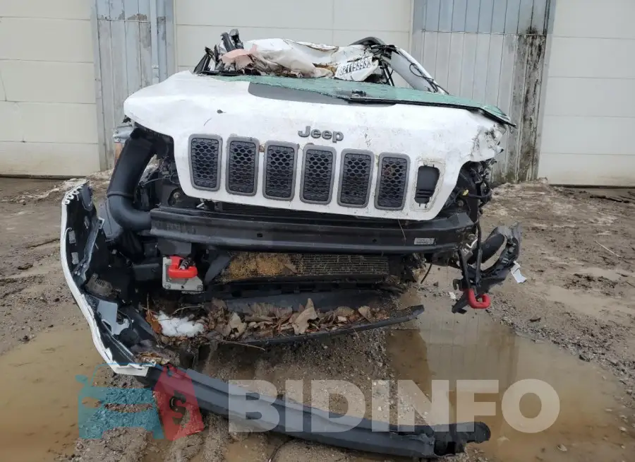 1C4PJMBN1KD182752 Photo# 5