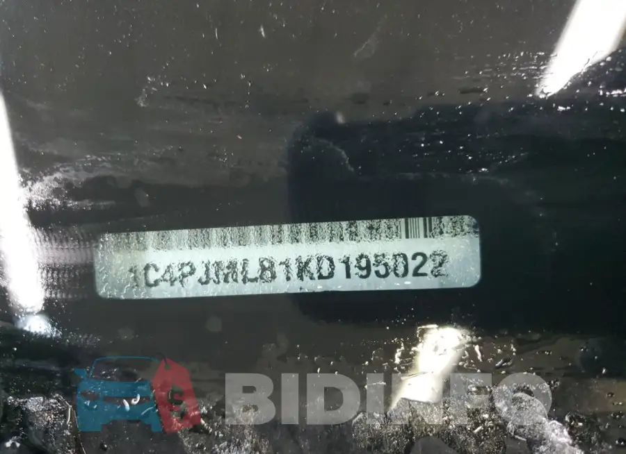 1C4PJMLB1KD195022 Photo# 12