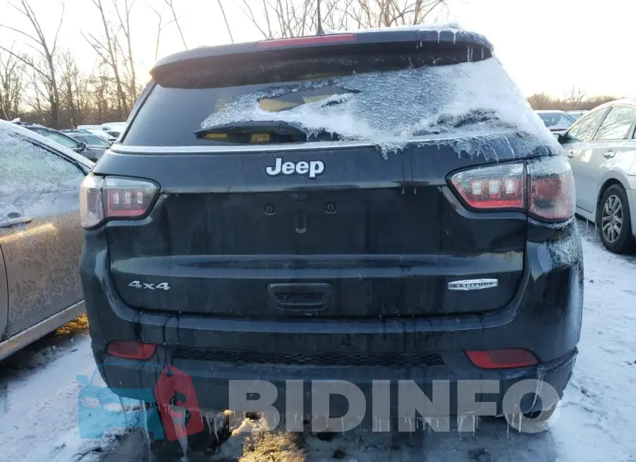 3C4NJDBB7NT133003 Photo# 6