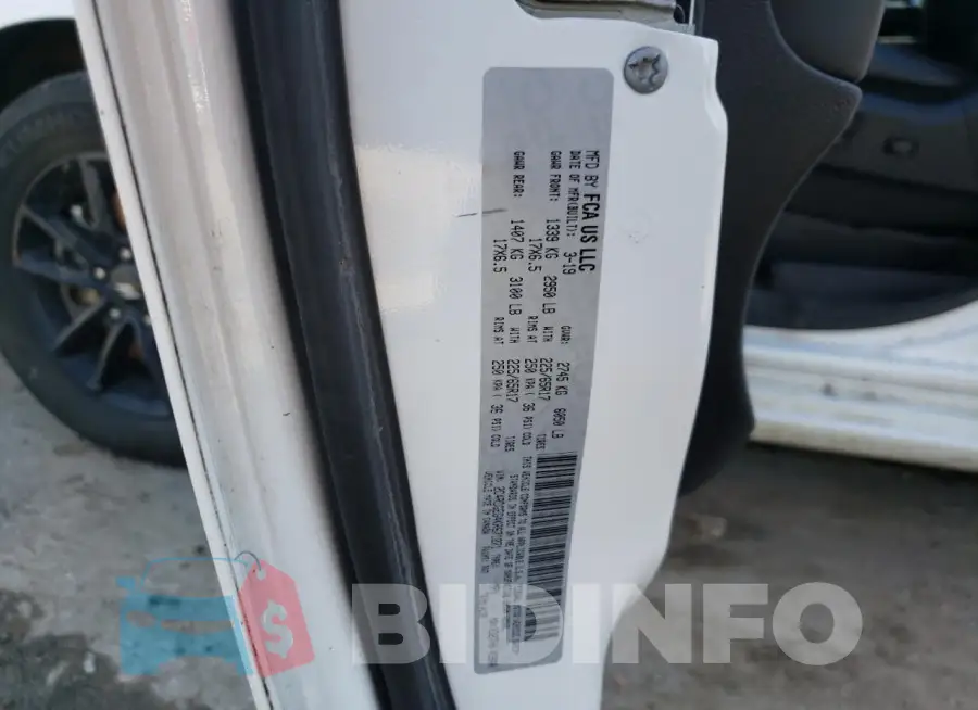 2C4RDGEG4KR671271 Photo# 13