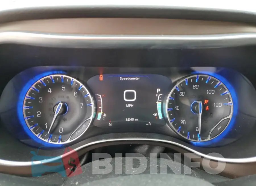2C4RC1EG0HR652841 Photo# 9
