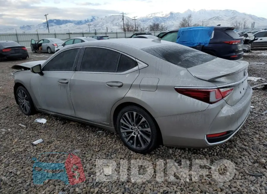 JTHB21B19K2000597 Photo# 2