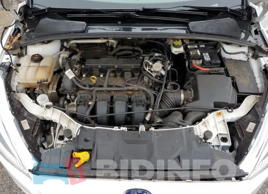 1FADP3E27JL276044 Photo# 11