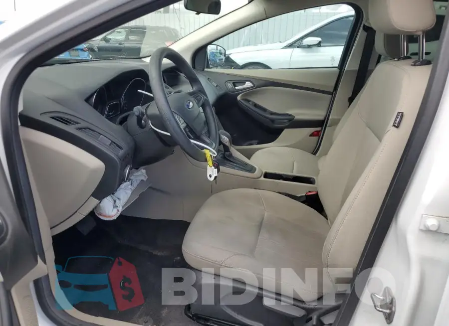 1FADP3K20JL205501 Photo# 7