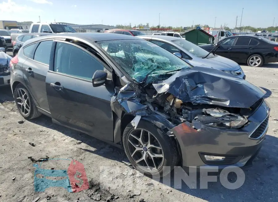 1FADP3M27HL314027 Photo# 4