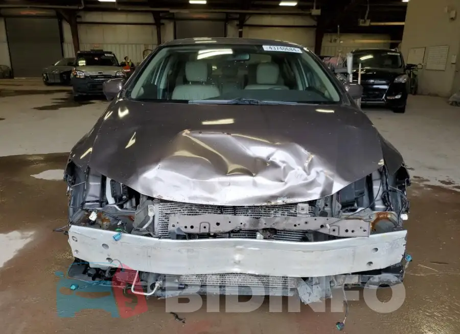 19XFB2F90FE035014 Photo# 5