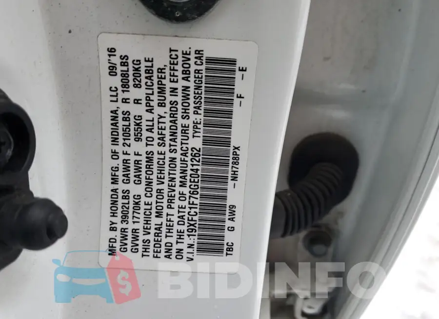 19XFC1F76GE041262 Photo# 12