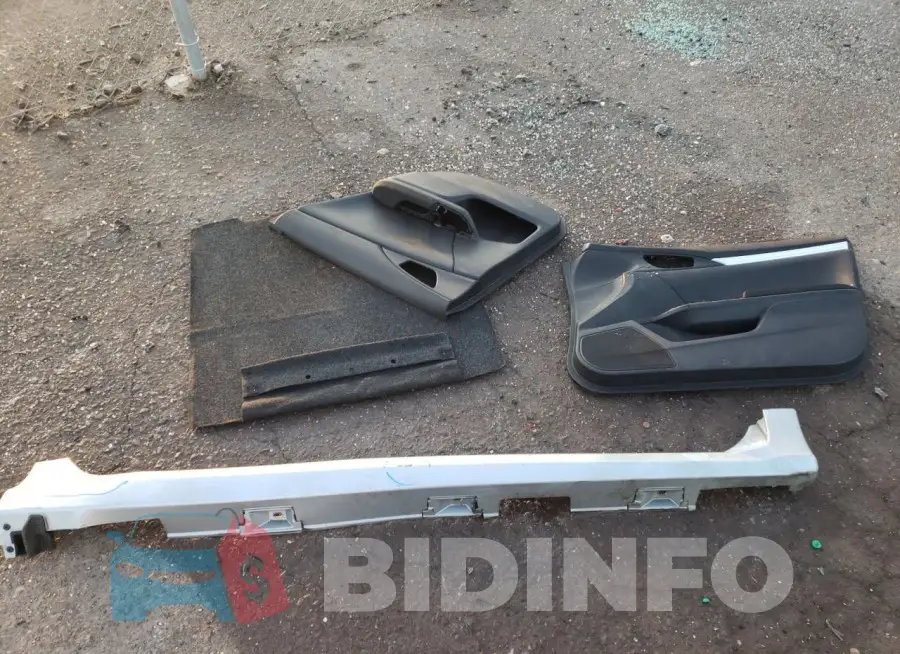 19XFC2F56GE230899 Photo# 12