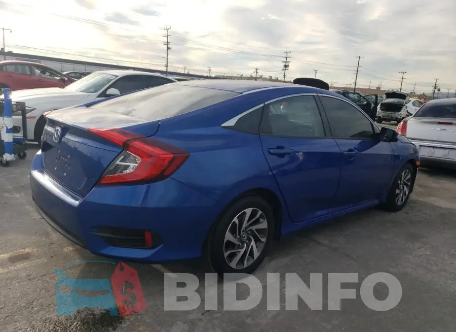 19XFC2F71GE060615 Photo# 3