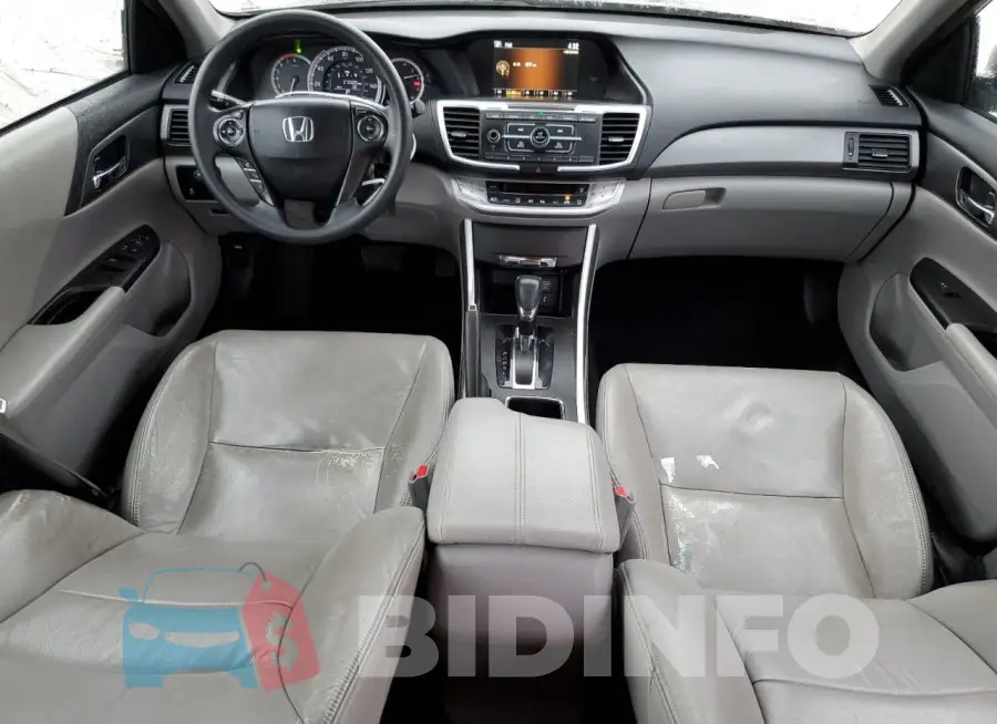 1HGCR2F33FA232743 Photo# 8