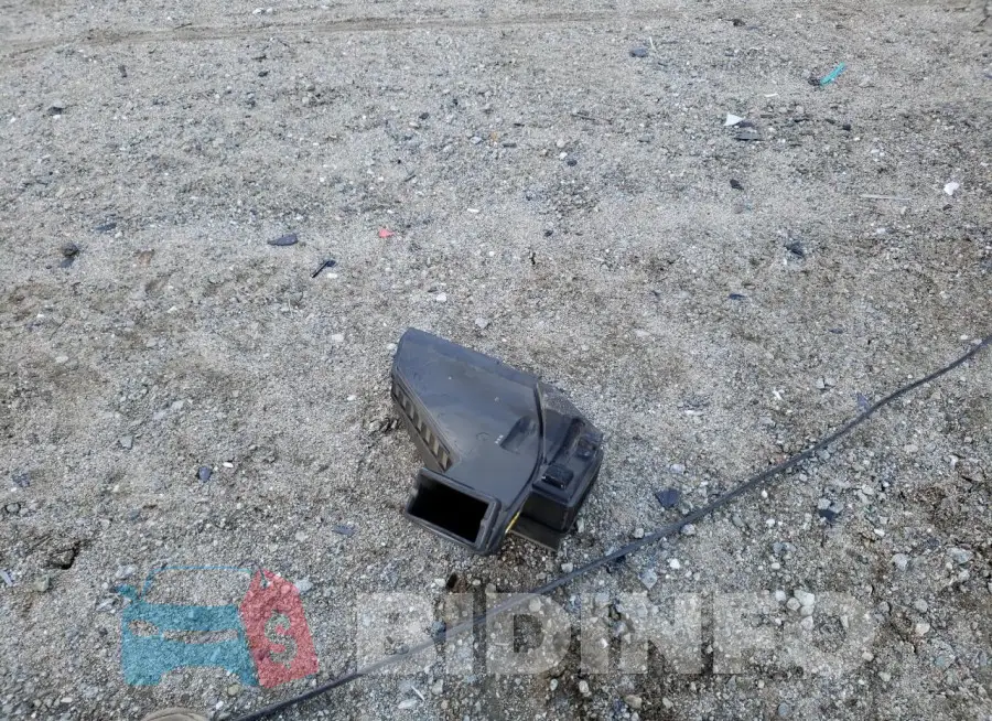 KM8J33A47JU665711 Photo# 13