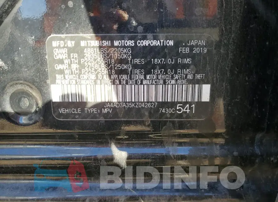 JA4AD3A35KZ042627 Photo# 13