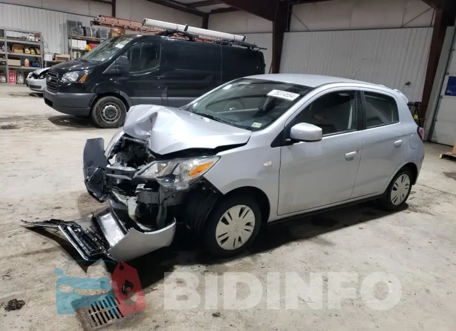 ML32AUHJ8MH011848 Photo# 1